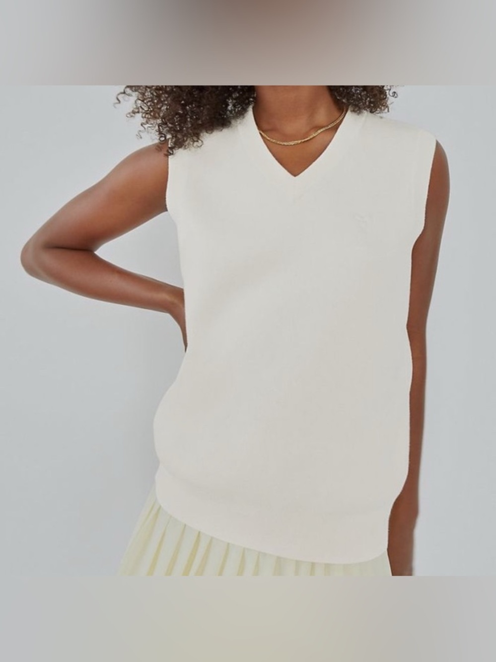 Aritzia TNA Moore Knit Ivory Vest